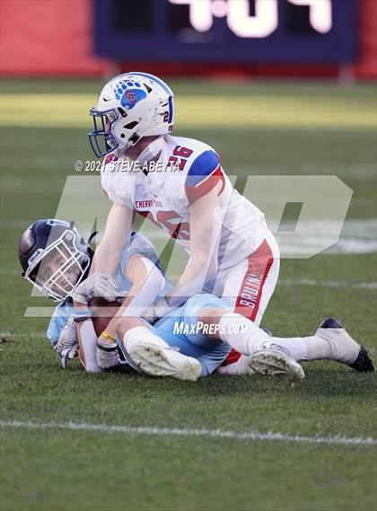 Thumbnail 3 in Valor Christian vs Cherry Creek (CHSAA 5A Final) photogallery.