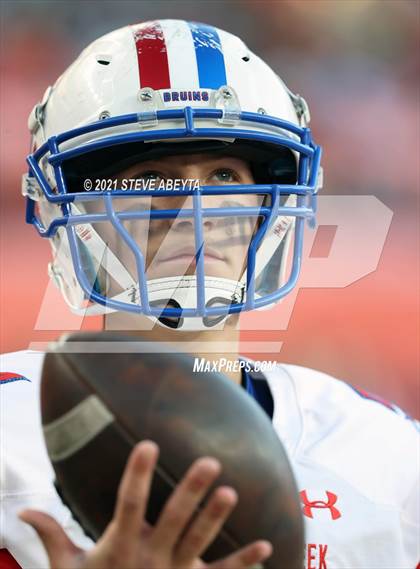 Thumbnail 2 in Valor Christian vs Cherry Creek (CHSAA 5A Final) photogallery.
