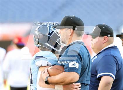 Thumbnail 1 in Valor Christian vs Cherry Creek (CHSAA 5A Final) photogallery.