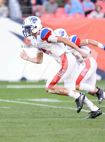 Thumbnail 1 in Valor Christian vs Cherry Creek (CHSAA 5A Final) photogallery.