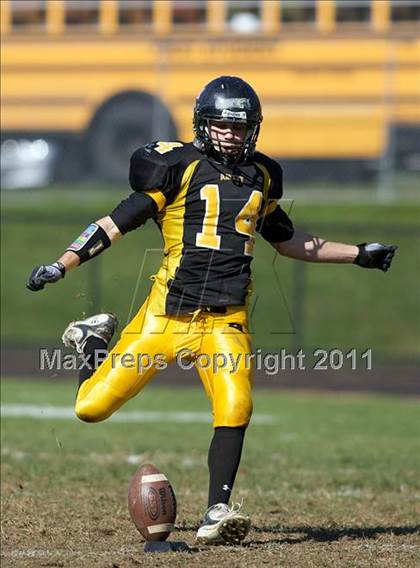 Thumbnail 1 in Fairfield Prep @ Amity photogallery.