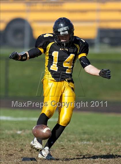 Thumbnail 2 in Fairfield Prep @ Amity photogallery.