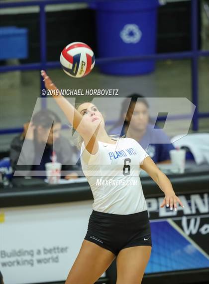 Thumbnail 2 in Marcus @ Plano West photogallery.