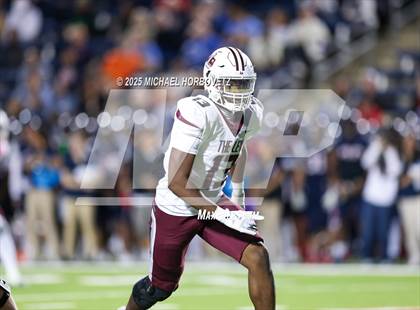 Thumbnail 3 in Lewisville @ Allen (UIL 6A D1 Bi-District) photogallery.