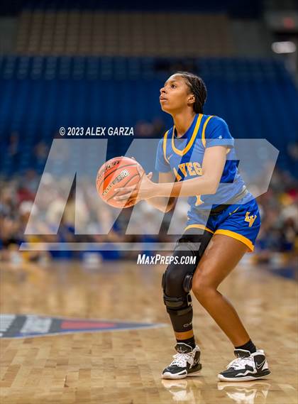 Thumbnail 1 in Glen Rose vs La Vega (UIL 4A Basketball Semifinal) photogallery.