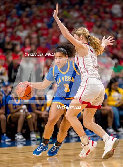 Thumbnail 1 in Glen Rose vs La Vega (UIL 4A Basketball Semifinal) photogallery.