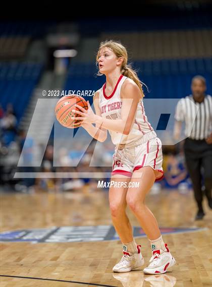 Thumbnail 2 in Glen Rose vs La Vega (UIL 4A Basketball Semifinal) photogallery.
