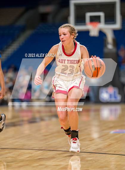 Thumbnail 3 in Glen Rose vs La Vega (UIL 4A Basketball Semifinal) photogallery.