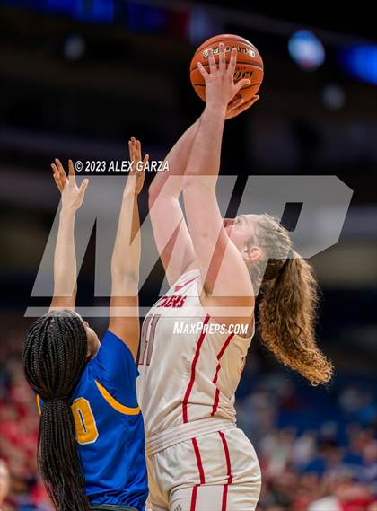 Thumbnail 3 in Glen Rose vs La Vega (UIL 4A Basketball Semifinal) photogallery.