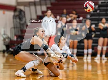 Thumbnail 2 in Highland Park vs Plano East (Volleypalooza Gold Division Semifinal Consolation) photogallery.