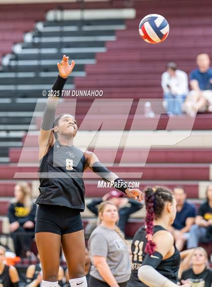 Thumbnail 3 in Highland Park vs Plano East (Volleypalooza Gold Division Semifinal Consolation) photogallery.