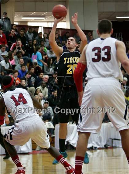 Thumbnail 3 in Brewster Academy vs. Tilton School (Spalding Hoophall Classic) photogallery.