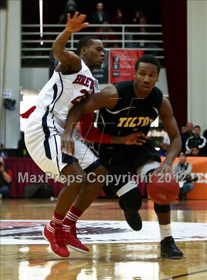 Thumbnail 1 in Brewster Academy vs. Tilton School (Spalding Hoophall Classic) photogallery.