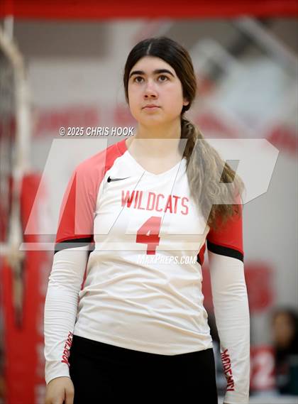 Thumbnail 2 in Show Low vs Morenci (Florence Invitational) photogallery.