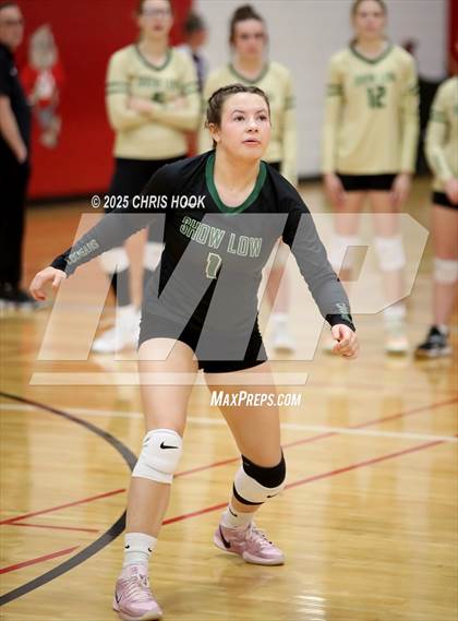 Thumbnail 3 in Show Low vs Morenci (Florence Invitational) photogallery.