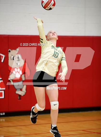 Thumbnail 2 in Show Low vs Morenci (Florence Invitational) photogallery.