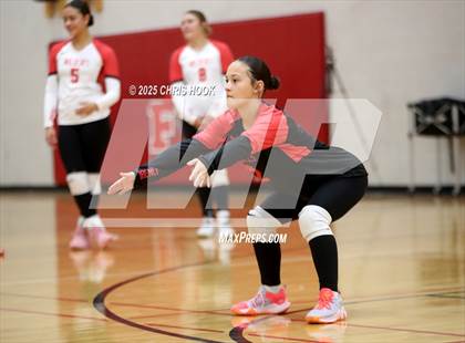 Thumbnail 1 in Show Low vs Morenci (Florence Invitational) photogallery.