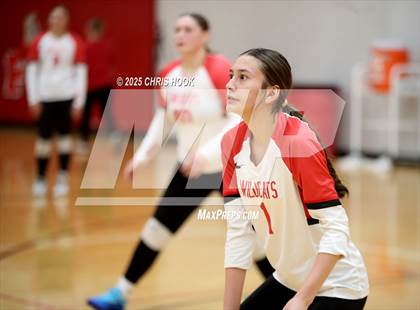 Thumbnail 3 in Show Low vs Morenci (Florence Invitational) photogallery.