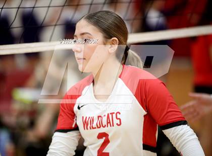 Thumbnail 3 in Show Low vs Morenci (Florence Invitational) photogallery.