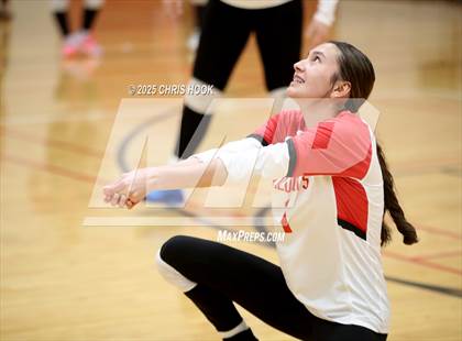 Thumbnail 1 in Show Low vs Morenci (Florence Invitational) photogallery.