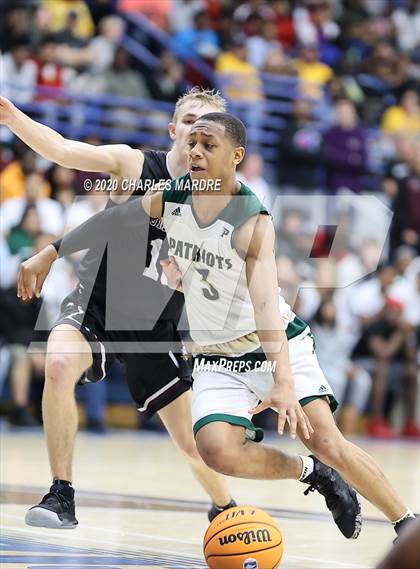Thumbnail 2 in Pinecrest vs. Lumberton (NCHSAA 4A Regional Championship) photogallery.