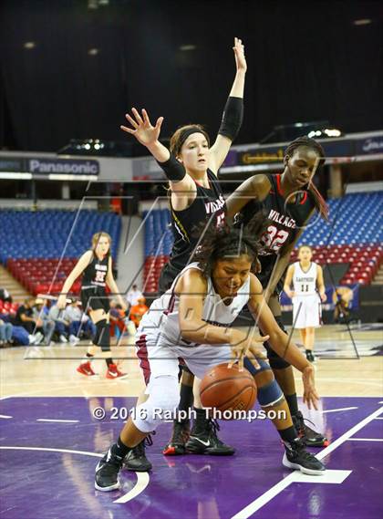 Thumbnail 3 in Eastside College Prep vs. Village Christian (CIF State D5 Final) photogallery.
