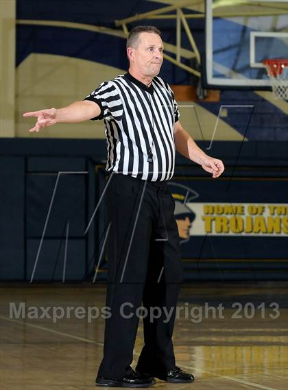 Thumbnail 1 in Folsom vs. El Dorado (Trojan Toss-Up) photogallery.