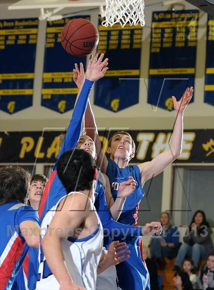 Thumbnail 3 in Folsom vs. El Dorado (Trojan Toss-Up) photogallery.