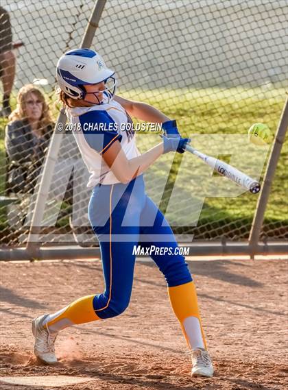 Thumbnail 3 in Murrieta Valley vs. Agoura photogallery.