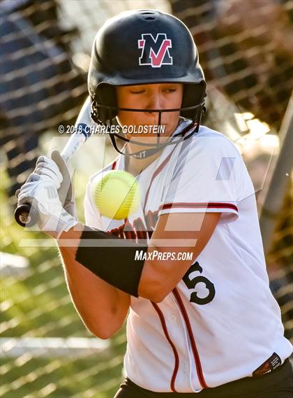 Thumbnail 3 in Murrieta Valley vs. Agoura photogallery.