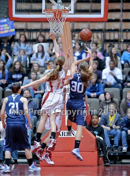 Thumbnail 1 in Yosemite vs. Hanford (CIF CS D2 Final) photogallery.