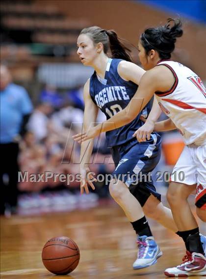 Thumbnail 1 in Yosemite vs. Hanford (CIF CS D2 Final) photogallery.