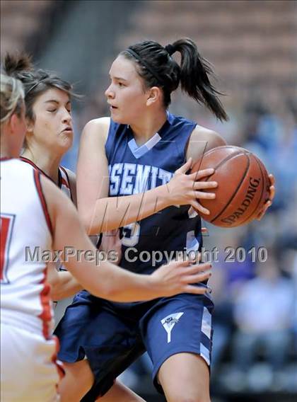 Thumbnail 1 in Yosemite vs. Hanford (CIF CS D2 Final) photogallery.