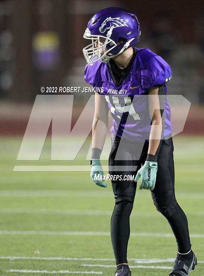 Thumbnail 2 in Kaiser vs Pearl City (Division 2 Playoff) photogallery.