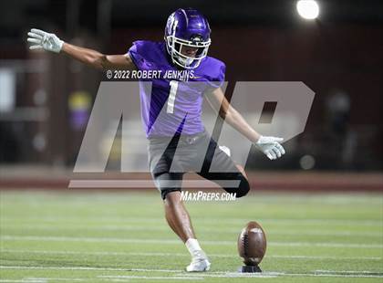 Thumbnail 2 in Kaiser vs Pearl City (Division 2 Playoff) photogallery.
