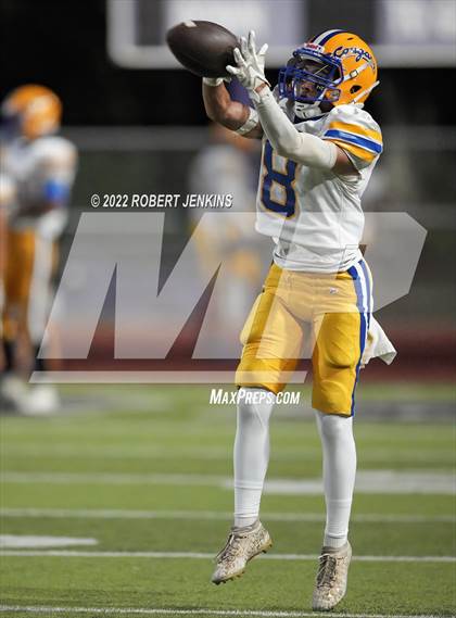 Thumbnail 2 in Kaiser vs Pearl City (Division 2 Playoff) photogallery.
