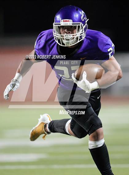 Thumbnail 2 in Kaiser vs Pearl City (Division 2 Playoff) photogallery.
