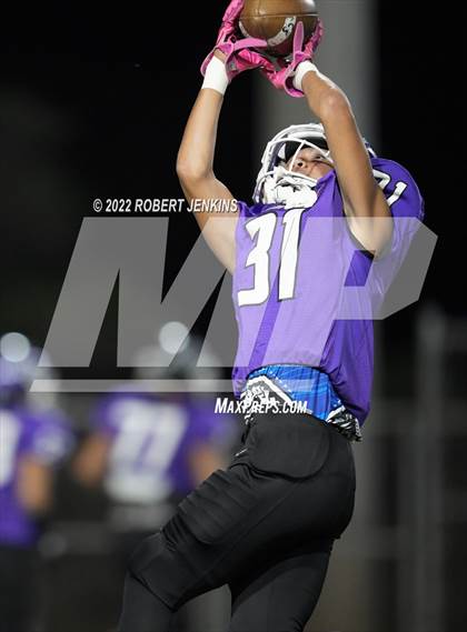 Thumbnail 1 in Kaiser vs Pearl City (Division 2 Playoff) photogallery.