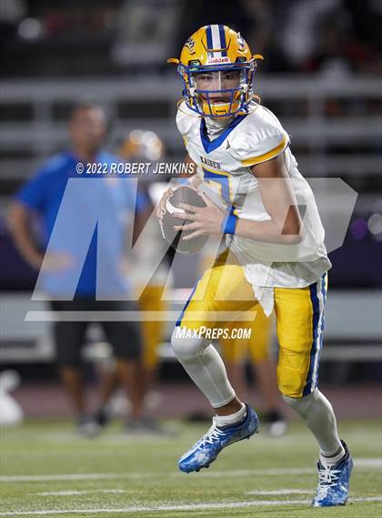 Thumbnail 1 in Kaiser vs Pearl City (Division 2 Playoff) photogallery.