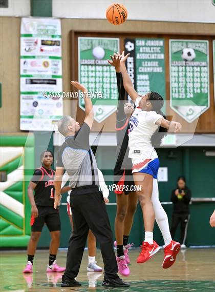 Thumbnail 1 in Lincoln vs. Christian Brothers (St. Mary's MLK Classic) photogallery.