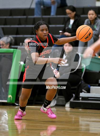 Thumbnail 3 in Lincoln vs. Christian Brothers (St. Mary's MLK Classic) photogallery.