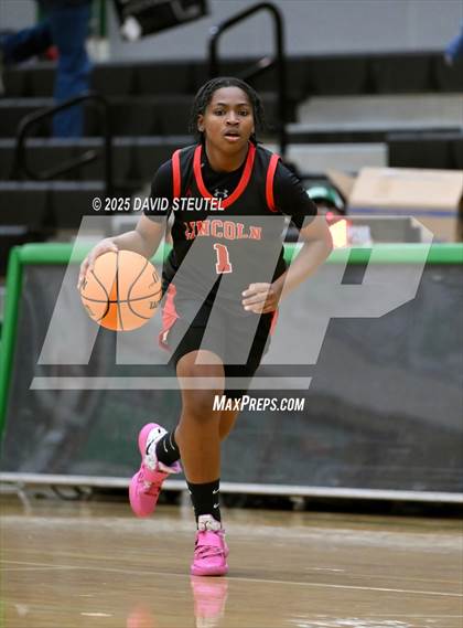 Thumbnail 2 in Lincoln vs. Christian Brothers (St. Mary's MLK Classic) photogallery.