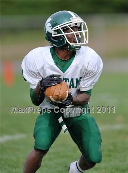 Thumbnail 2 in Maloney @ E.O. Smith photogallery.