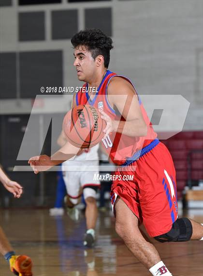 Thumbnail 2 in Buchanan vs. Lincoln (Trojan Christmas Classic) photogallery.