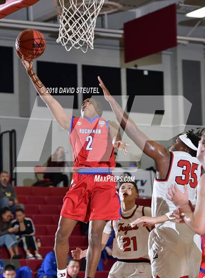 Thumbnail 1 in Buchanan vs. Lincoln (Trojan Christmas Classic) photogallery.