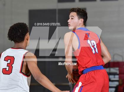 Thumbnail 3 in Buchanan vs. Lincoln (Trojan Christmas Classic) photogallery.