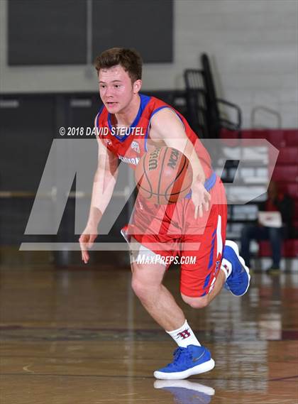 Thumbnail 2 in Buchanan vs. Lincoln (Trojan Christmas Classic) photogallery.