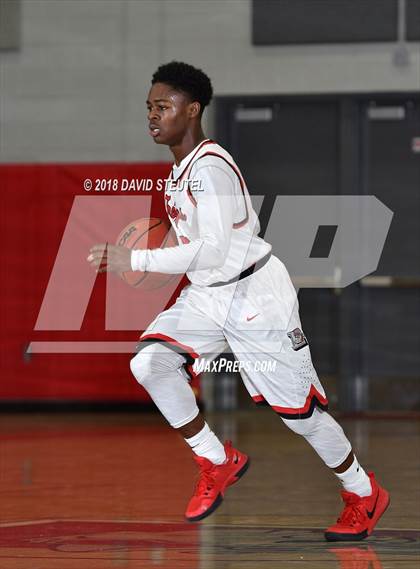 Thumbnail 2 in Buchanan vs. Lincoln (Trojan Christmas Classic) photogallery.
