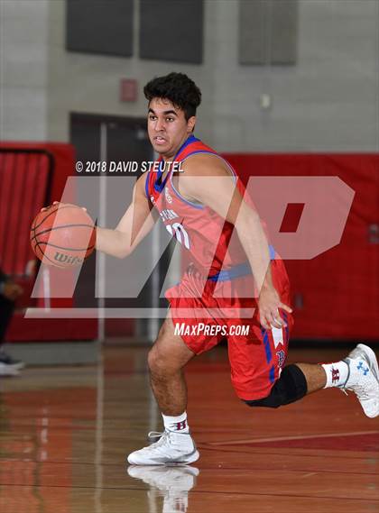 Thumbnail 3 in Buchanan vs. Lincoln (Trojan Christmas Classic) photogallery.