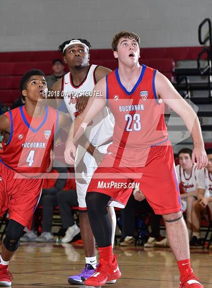 Thumbnail 3 in Buchanan vs. Lincoln (Trojan Christmas Classic) photogallery.
